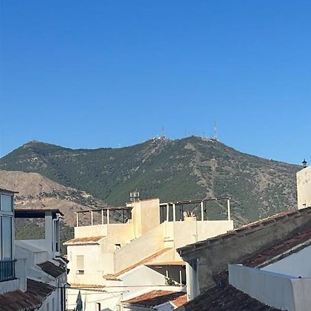 הוילה מיחאס La Casa De La Abuela מראה חיצוני תמונה